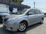 Used 2012 Toyota Sienna XLE image 2
