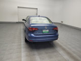 Used 2016 Volkswagen Jetta SEL Premium image 6