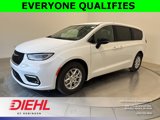 New 2026 Chrysler Pacifica Select image 3