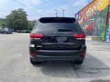 Used 2019 Jeep Grand Cherokee Laredo image 4