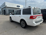 Used 2017 Lincoln Navigator Select image 3