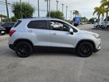 Used 2021 Chevrolet Trax LT w/ Sport Edition image 3