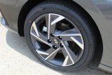 New 2025 Hyundai Elantra SEL image 3