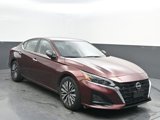 Used 2024 Nissan Altima 2.5 SV image 3