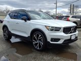 Certified 2022 Volvo XC40 T5 R-Design image 3