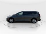 Used 2022 Chrysler Pacifica Touring-L image 5