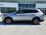 Certified 2020 Volkswagen Tiguan SE image 4