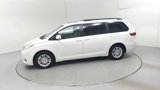 Used 2017 Toyota Sienna Limited Premium image 4