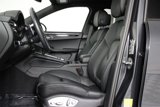 Certified 2025 Porsche Macan image 5