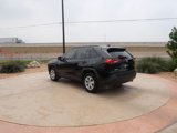 Used 2019 Toyota RAV4 LE image 4