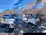 Used 2016 Ford Explorer Platinum image 3