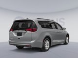 Used 2018 Chrysler Pacifica Limited image 2