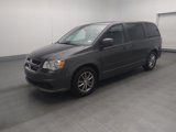 Used 2017 Dodge Grand Caravan SE image 2