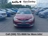 Used 2018 Chrysler Pacifica Touring-L Plus w/ Tire & Wheel Group image 3