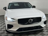 Used 2023 Volvo S60 T8 Plus image 3