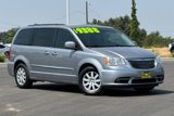 Used 2014 Chrysler Town & Country Touring image 2