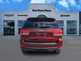 Used 2017 Jeep Grand Cherokee Laredo image 4