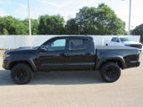 Used 2020 Toyota Tacoma TRD Pro image 2