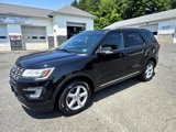 Used 2017 Ford Explorer XLT w/ Equipment Group 202A image 3