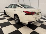 Used 2021 Nissan Altima 2.5 SV image 2