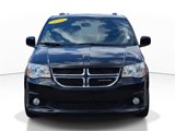 Used 2017 Dodge Grand Caravan SXT image 2