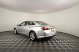 Used 2017 Chevrolet Malibu LT image 3