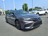 Used 2024 Toyota Camry SE image 3