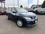Used 2016 Nissan Rogue S image 2