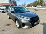 Used 2022 Nissan Kicks S image 3