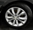Used 2020 Chevrolet Malibu LT image 3