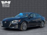 Used 2024 Nissan Altima 2.5 SV image 2