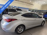 Used 2014 Hyundai Elantra SE image 3