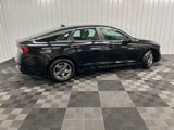 Used 2022 Kia K5 LXS image 3