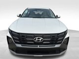 New 2025 Hyundai Tucson SE image 3