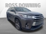 Used 2017 Toyota Highlander LE image 3