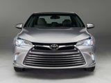Used 2015 Toyota Camry image 2