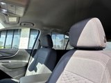 Used 2021 Chevrolet Equinox LT image 2