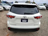 Used 2016 Toyota Highlander XLE image 5