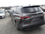 Used 2019 Jeep Cherokee Latitude Plus w/ Cold Weather Group image 5