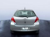 Used 2010 Toyota Yaris 2-Door Hatchback image 4