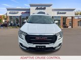 Used 2022 GMC Terrain SLE w/ Driver Convenience Package image 3