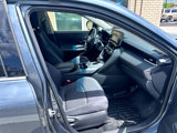 Used 2022 Toyota Venza LE image 5