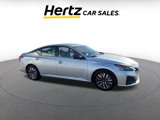 Used 2024 Nissan Altima 2.5 SV image 2