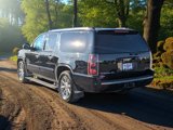 Used 2014 GMC Yukon XL Denali image 4