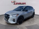 Used 2022 Nissan Kicks SV image 2