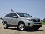 Used 2015 Kia Sorento LX image 2