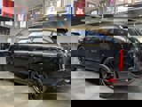 Used 2025 Land Rover Range Rover Long Wheelbase Autobiography image 5