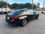 Used 2022 Nissan Altima 2.5 SR image 3