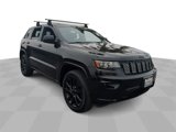 Used 2018 Jeep Grand Cherokee Altitude image 2