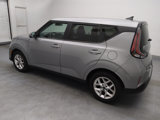 Used 2023 Kia Soul LX w/ LX Technology Package image 3